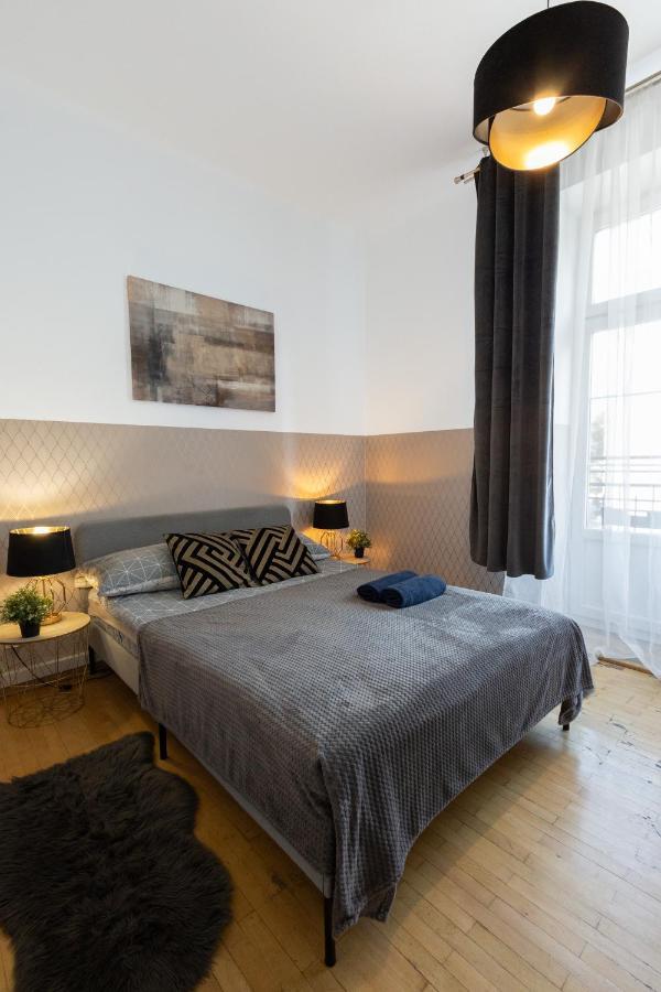 Clicktheflat Aleje Niepodleglosci Center Apart Rooms Varšava Exteriér fotografie