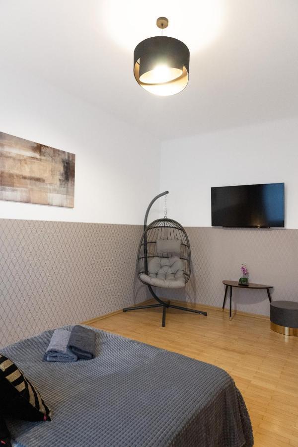 Clicktheflat Aleje Niepodleglosci Center Apart Rooms Varšava Exteriér fotografie